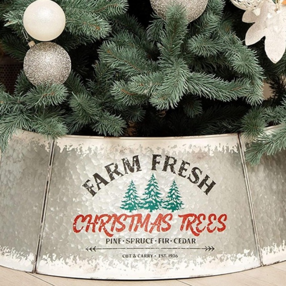 Farm Fresh Christmas Tree Collar